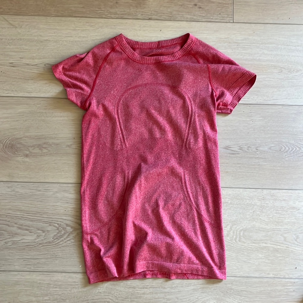 Lululemon swiftly tee